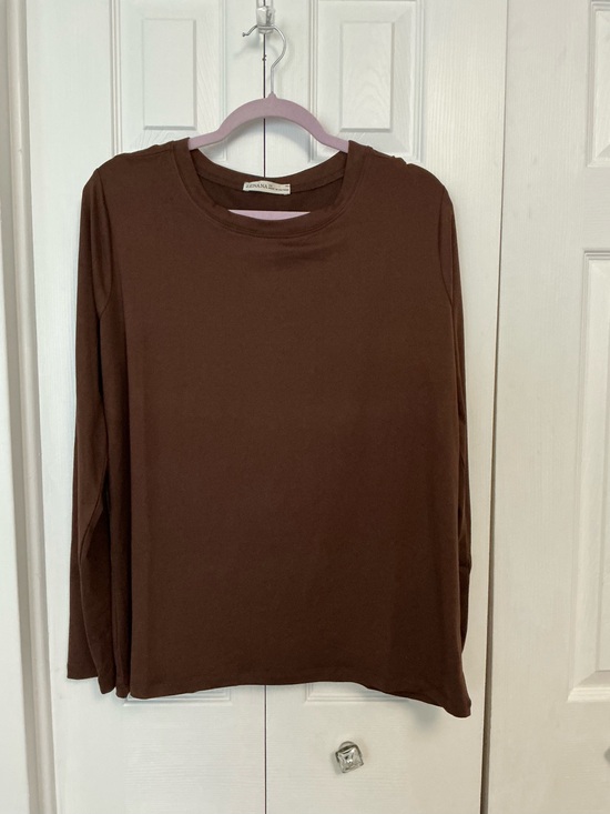 Zenana Outfitters Tops - Zenana-Brown Long-Sleeve Crewneck Top